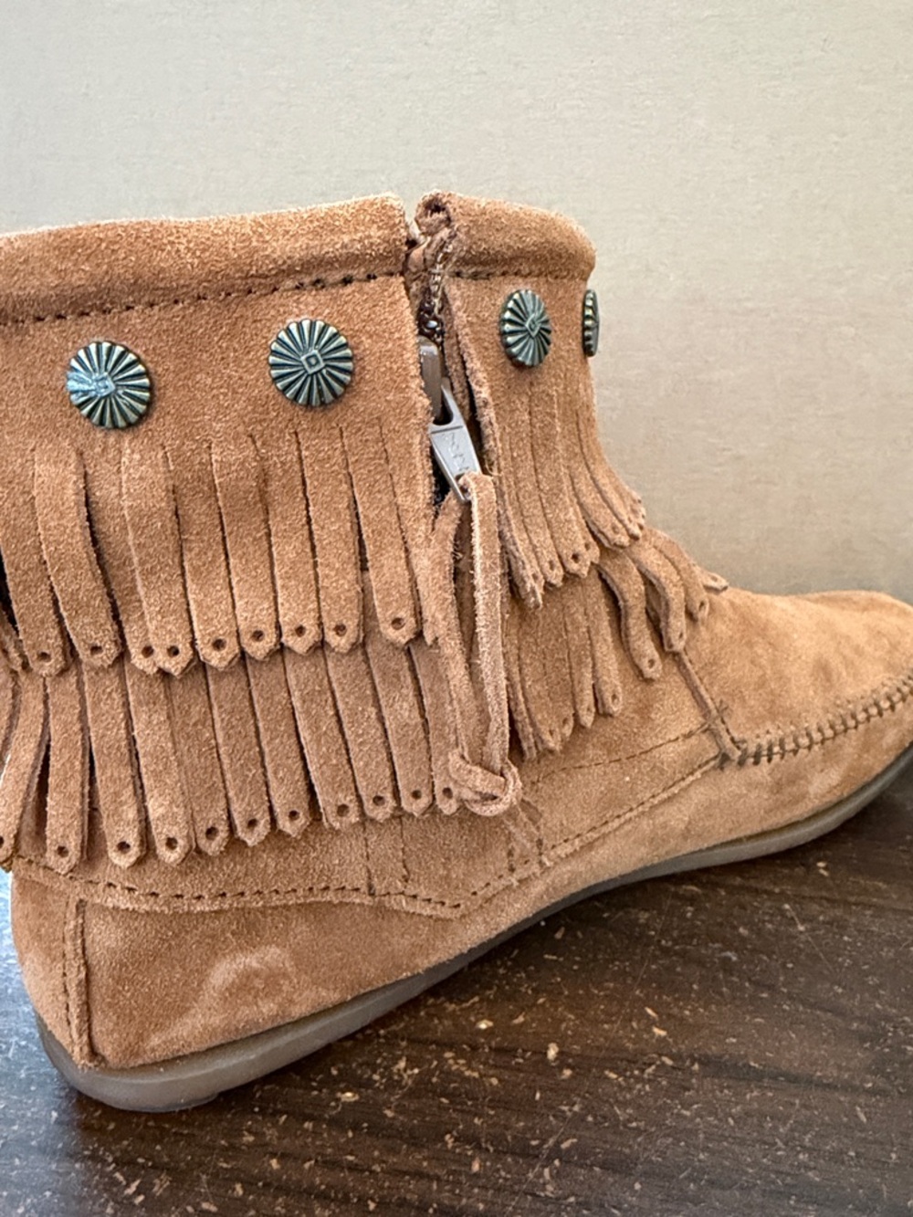 Minnetonka Hardsole Suede Fringe Boots Brown Boho Western Moccasins size 9 10 - Picture 6 of 10
